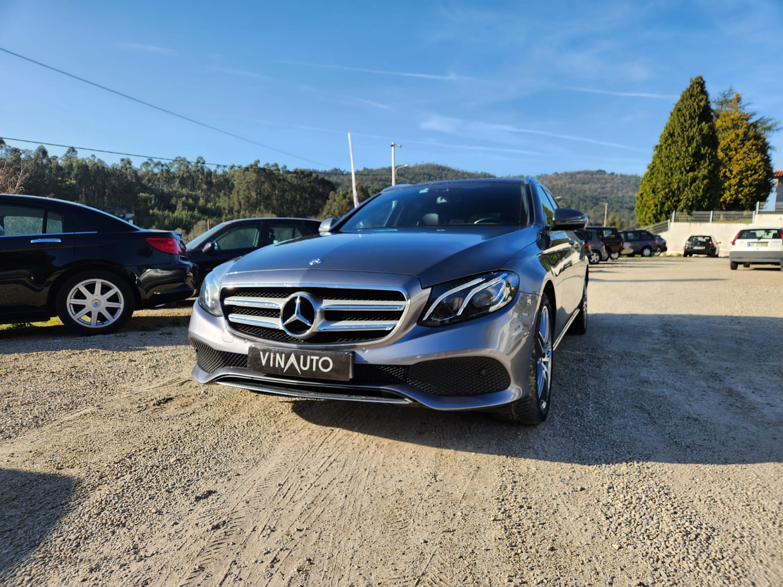 Mercedes E 220